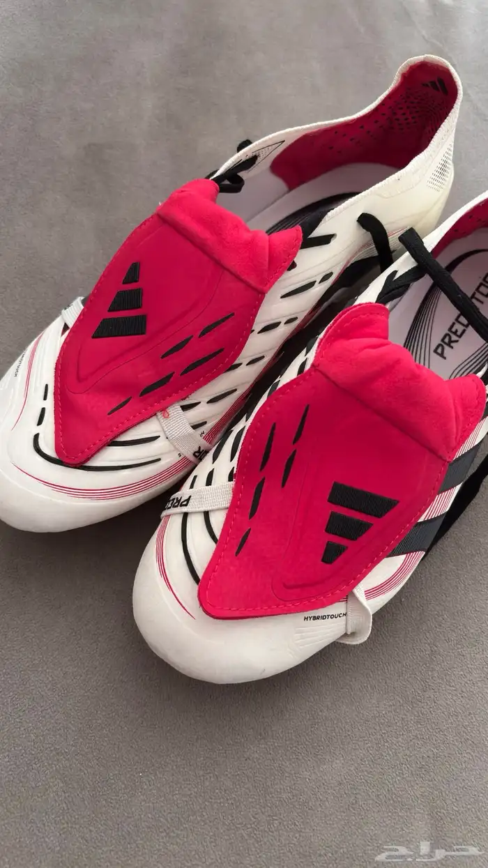 جزمه كوره اديداس 3