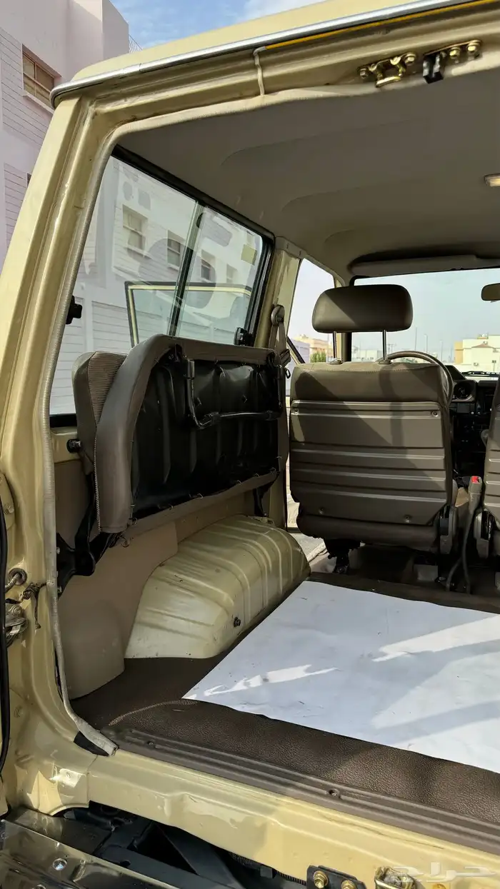 للبيع جيب ربع 2006 استخدام شخصي 45