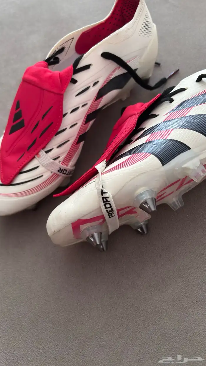 جزمه كوره اديداس 2