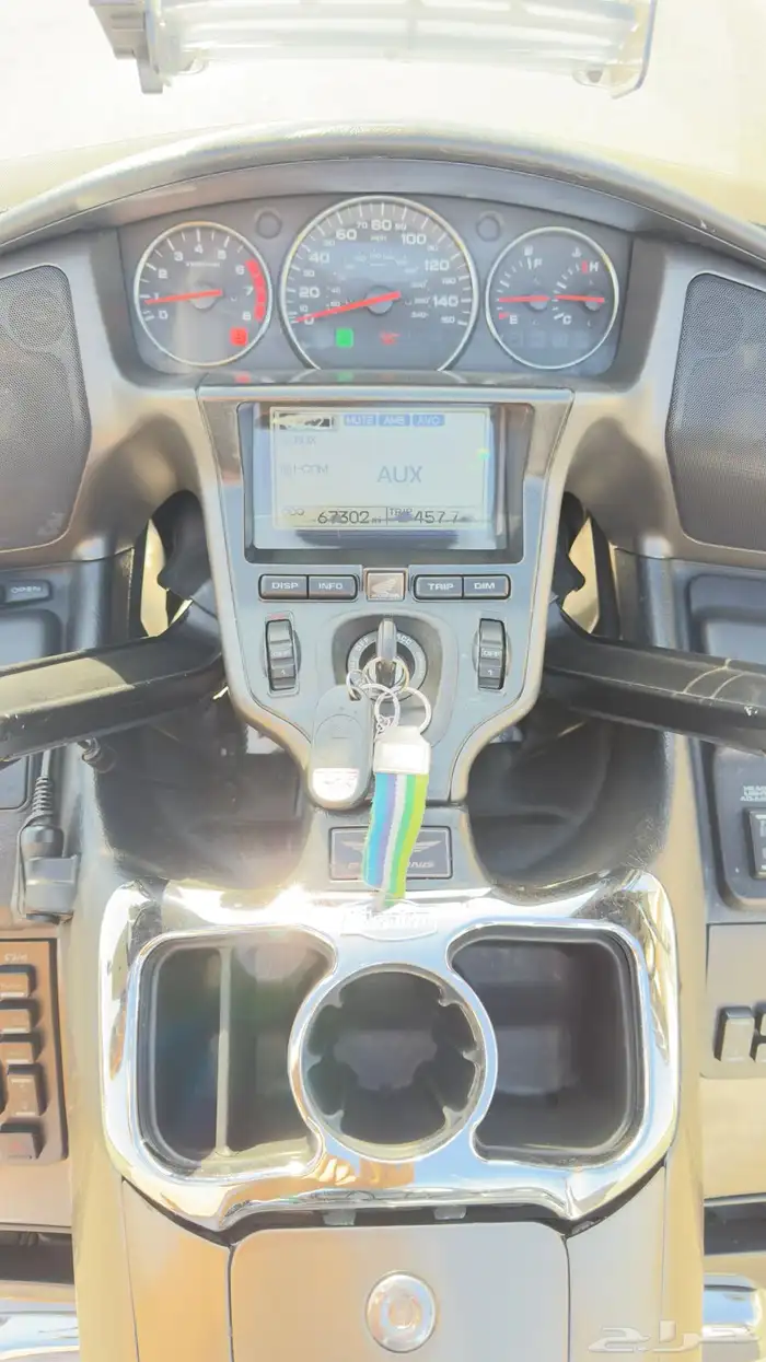 قولد وينق لفل فور موديل (2008) 1