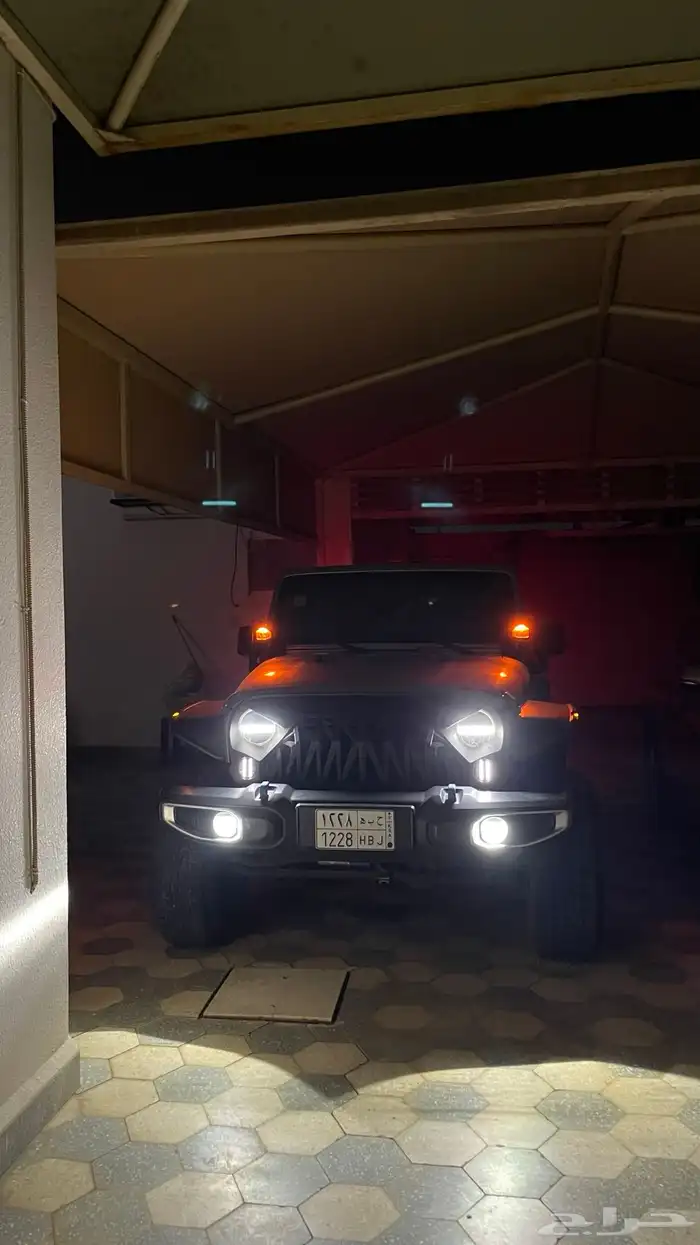 جيب رانجلر صحارى 2013 15