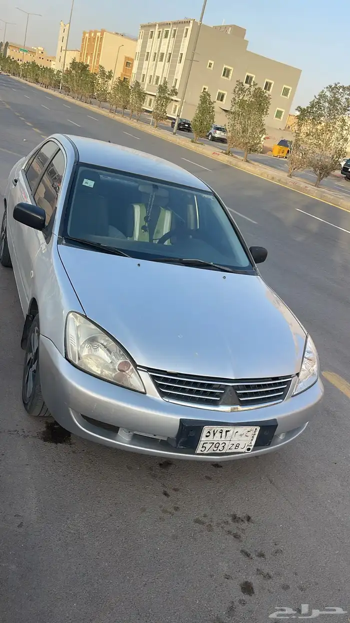 لانسر موديل 2010 في حائل قير اتومتك مكينا على الشرط 1