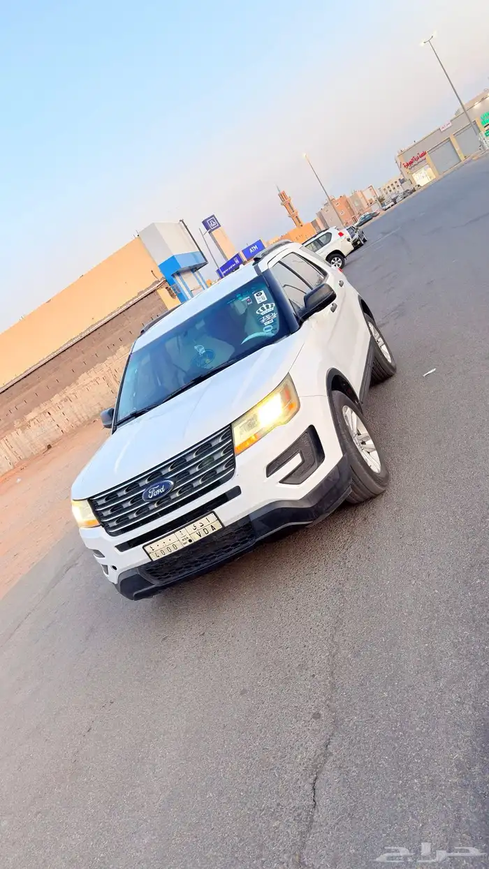 للبيع فورد اكسبلورر 17