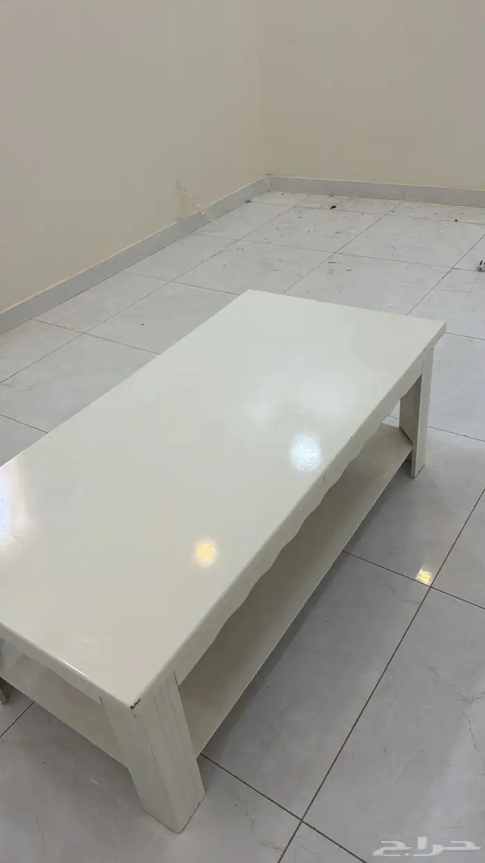 طاولة كنب للبيع 2