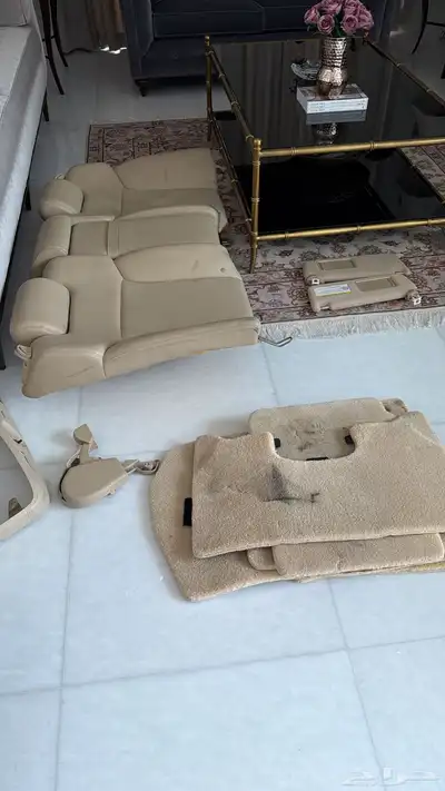 للبيع جزء من داخليه لكزس جي اس 2006-2011 طوابق ابواب و غيره index