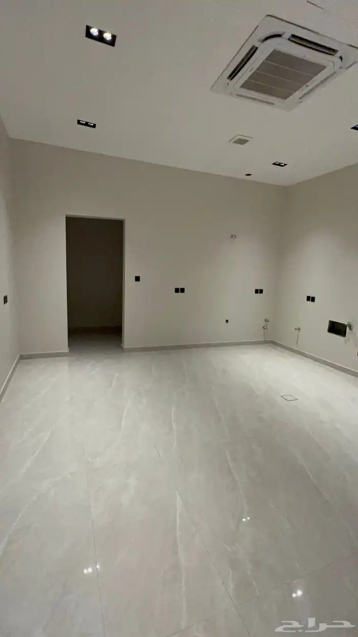 للبيع فيلا منفصله 439 متر بالشعله تصميم عصري 15