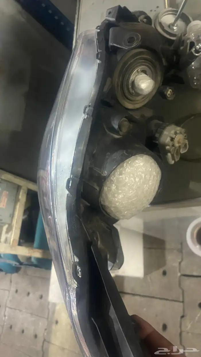 للبيع شمعه سياره افالون 2015 2