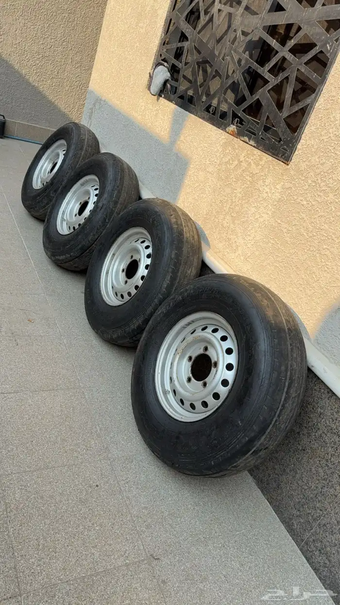 جنوط جيب هلل مقاس 16 على السوم وكفرات نص عمر 2