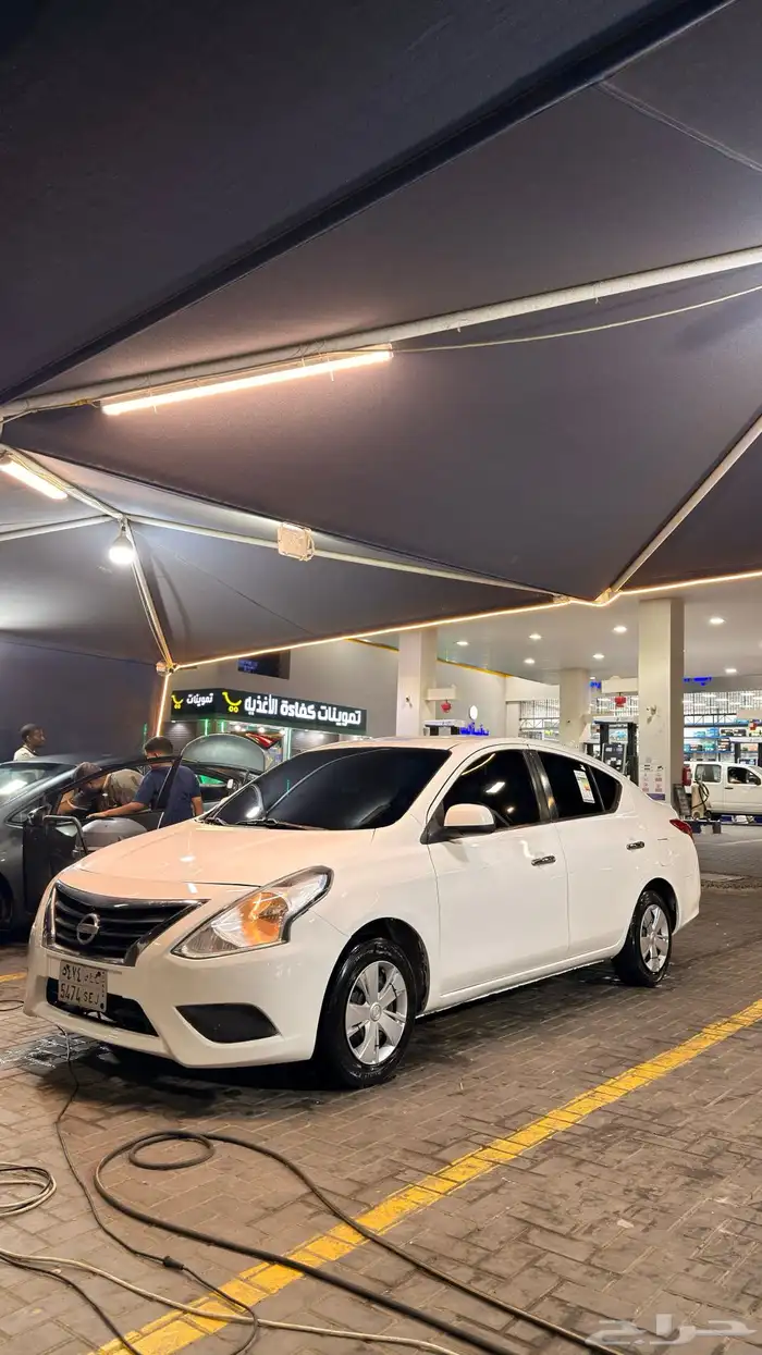 نيسان صني 10