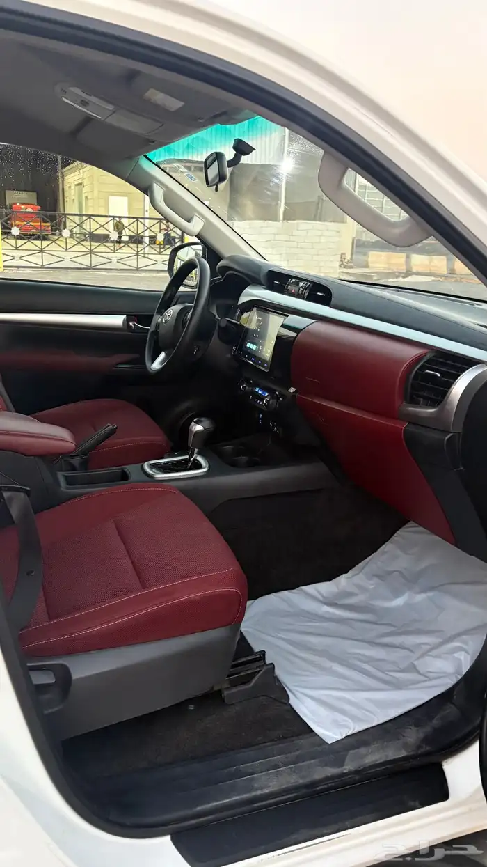 للبيع تايوتا هايلوكس 2024 ديزل 9