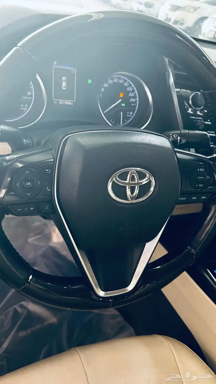 تويوتا كامري 14