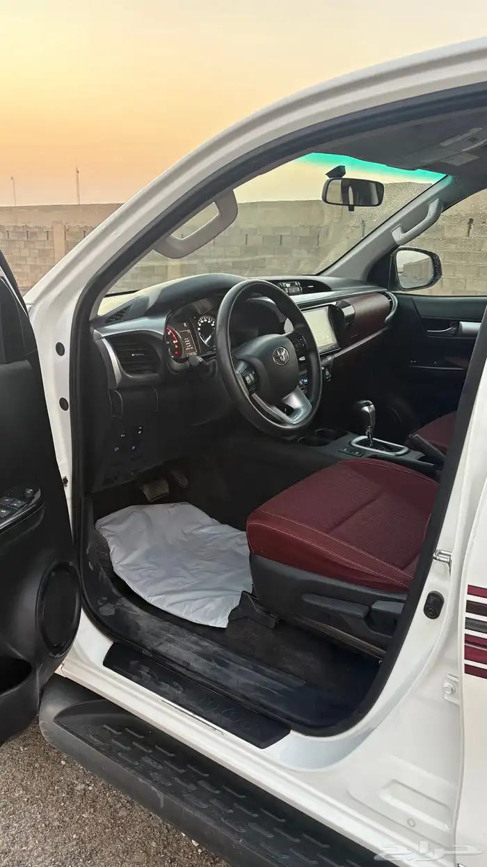 للبيع تايوتا هايلوكس 2024 ديزل 5