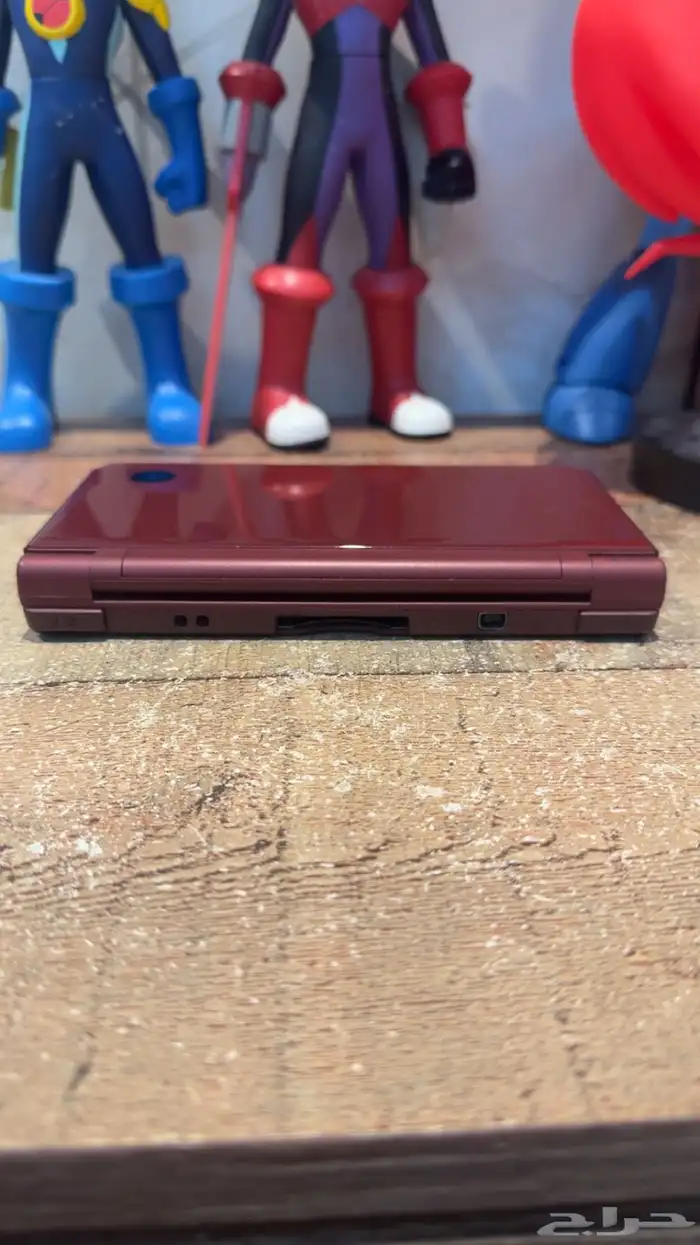 للبيع جهاز نتندو DS XL 3