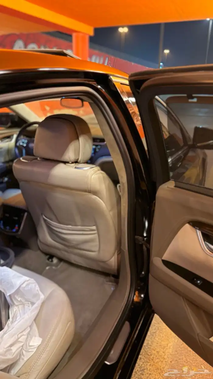 كاديلاك xts 2013 19