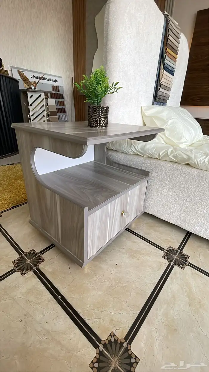 تفصيل غرف نوم وتركيب ديكورات خشبية والتنجيد ودهان الأبواب 12