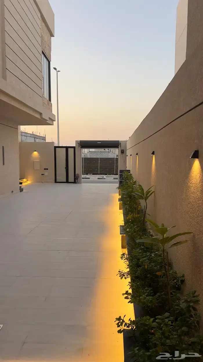 للبيع فيلا منفصله 439 متر بالشعله تصميم عصري 7