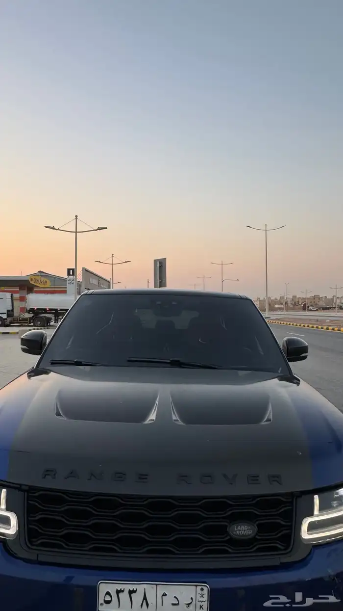 رنج روفر سبورت كاربون 2018 SVR 5