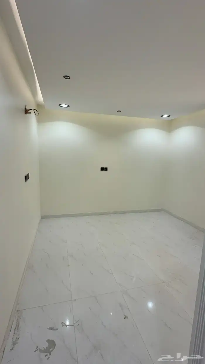 للبيع شقق دوبلكس مع حوش وكراج حي احد 71 15