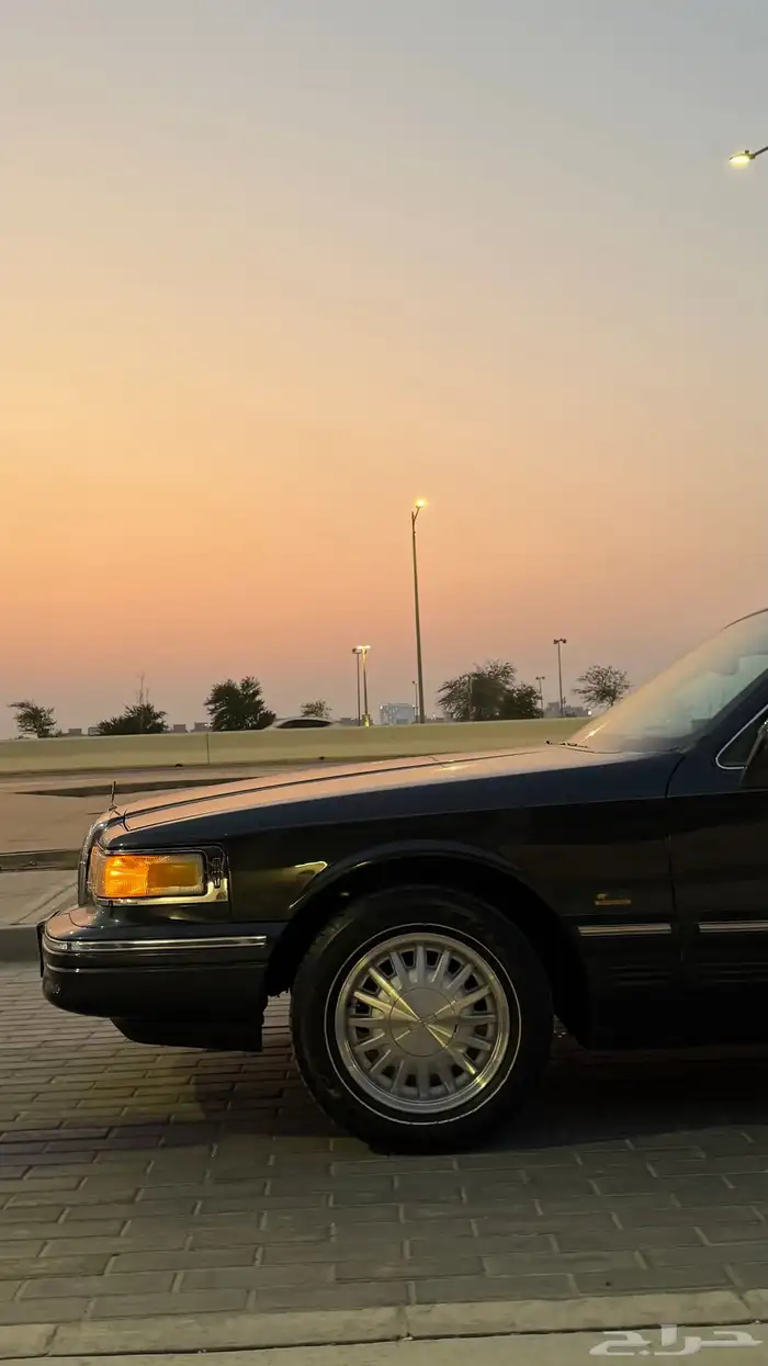 لينكون تاون كار 1995 14