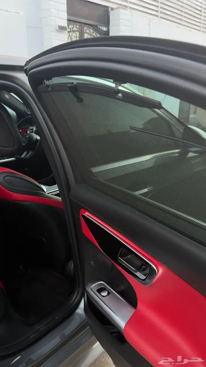 مرسيدس C200 2023 9