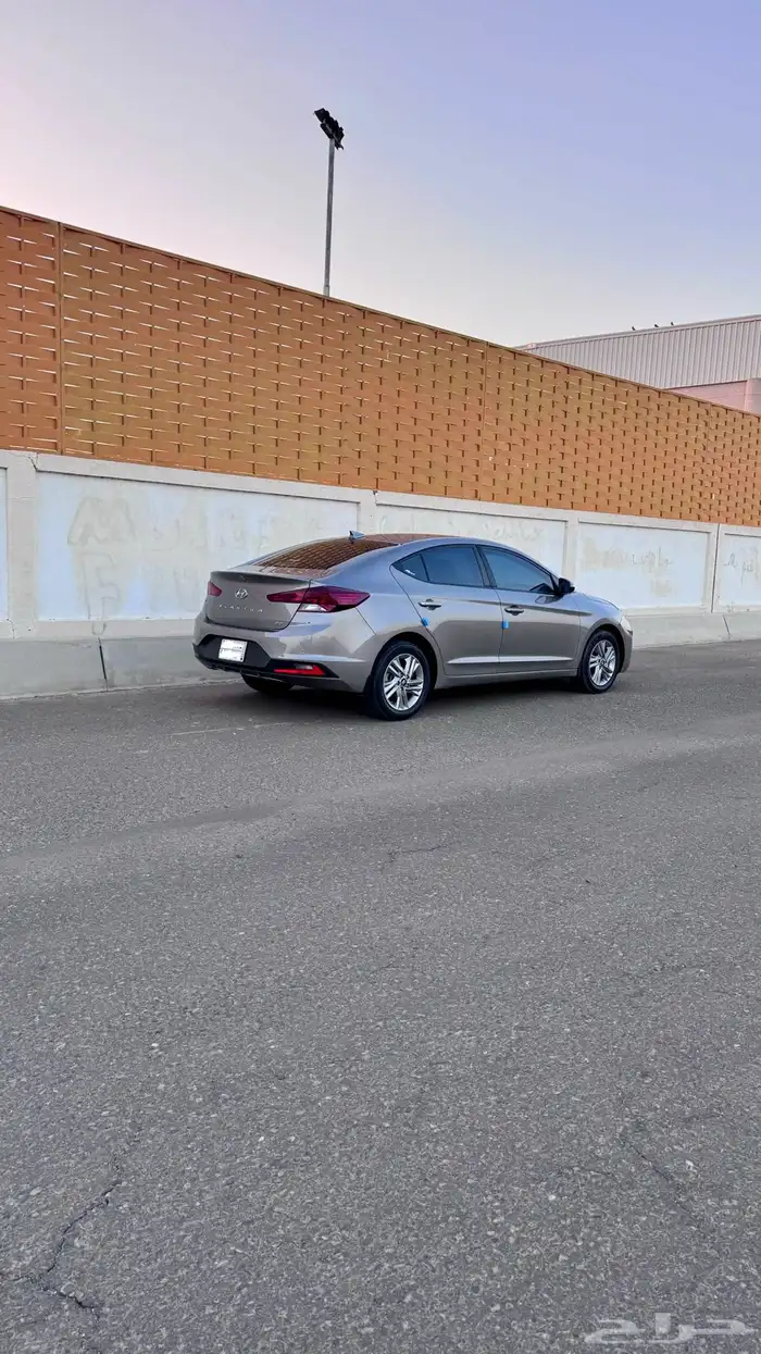 النترا 2020 مكينه كبير نظيفه ممشى قليل 2