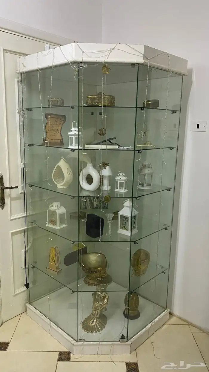 دولاب قزاز ارفف قزاز كبير جدا 0