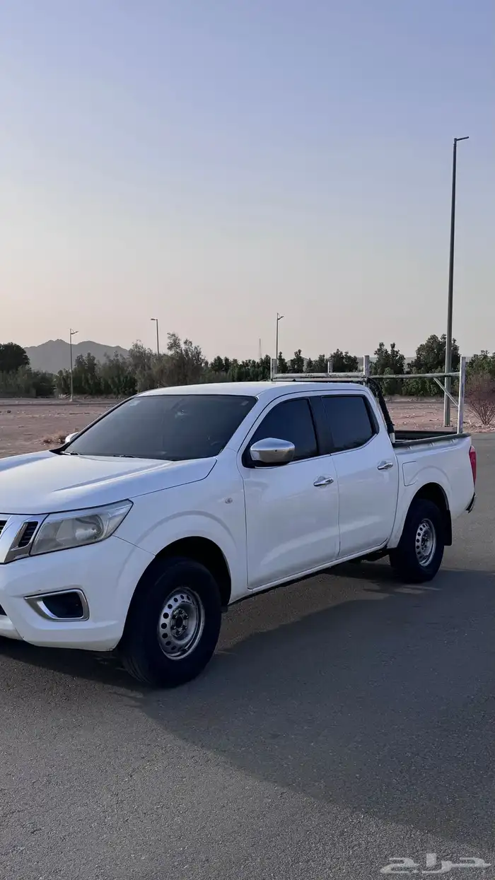 نافارا نيسان 2016 1