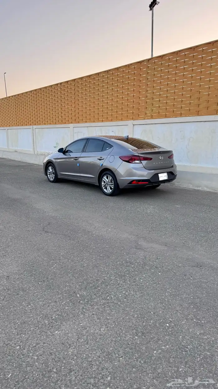 النترا 2020 مكينه كبير نظيفه ممشى قليل 6