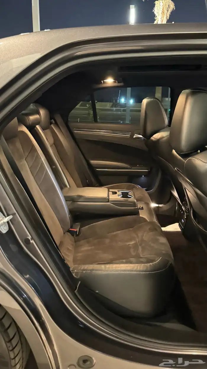 كرايسلر SRT قمة النطافه مالك اول 3