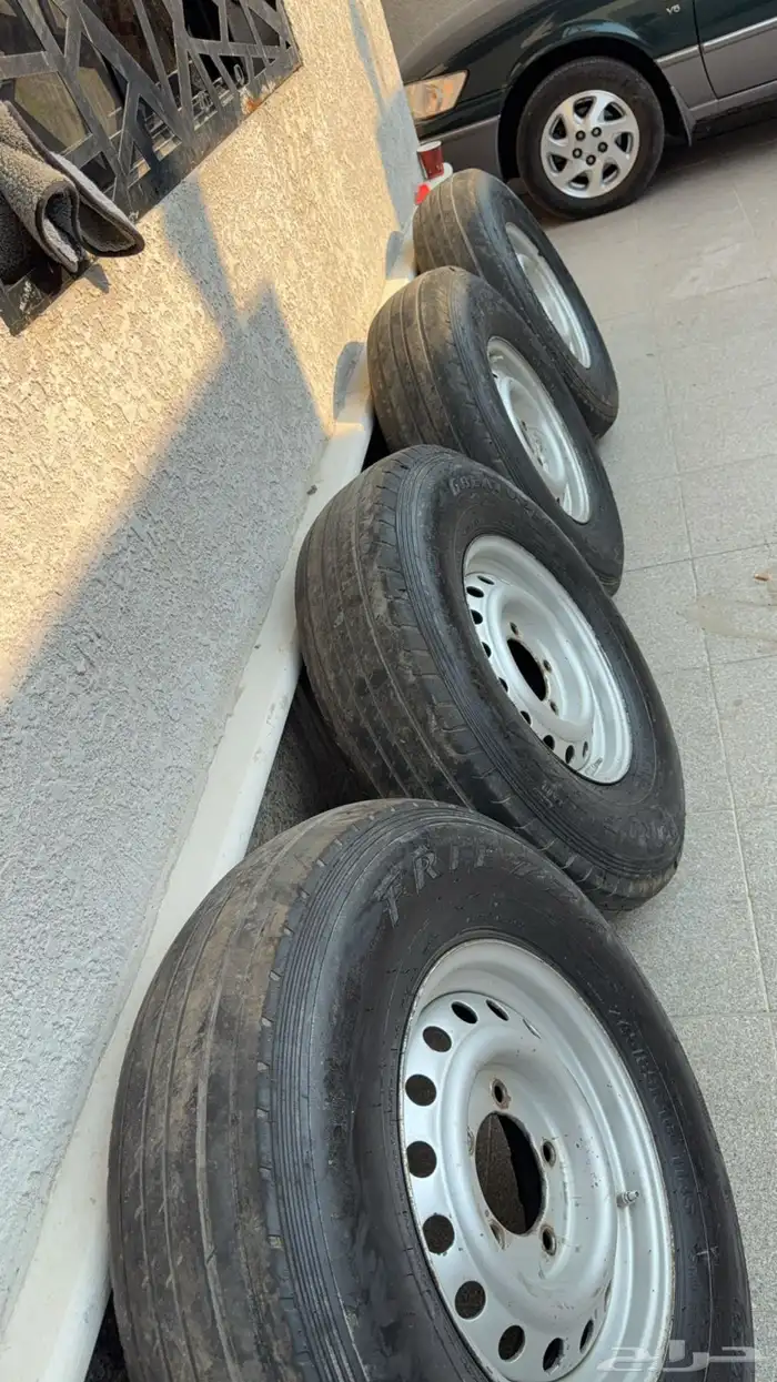 جنوط جيب هلل مقاس 16 على السوم وكفرات نص عمر 1