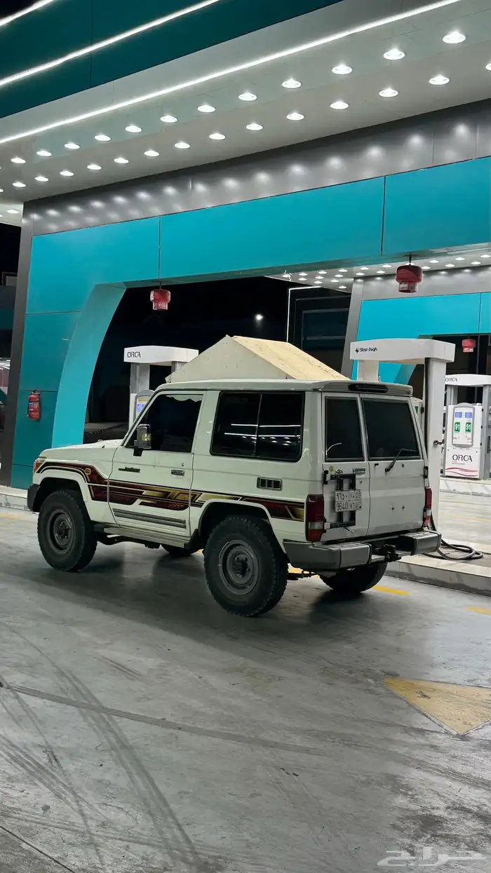 جيب ربع معدل للبدل 8