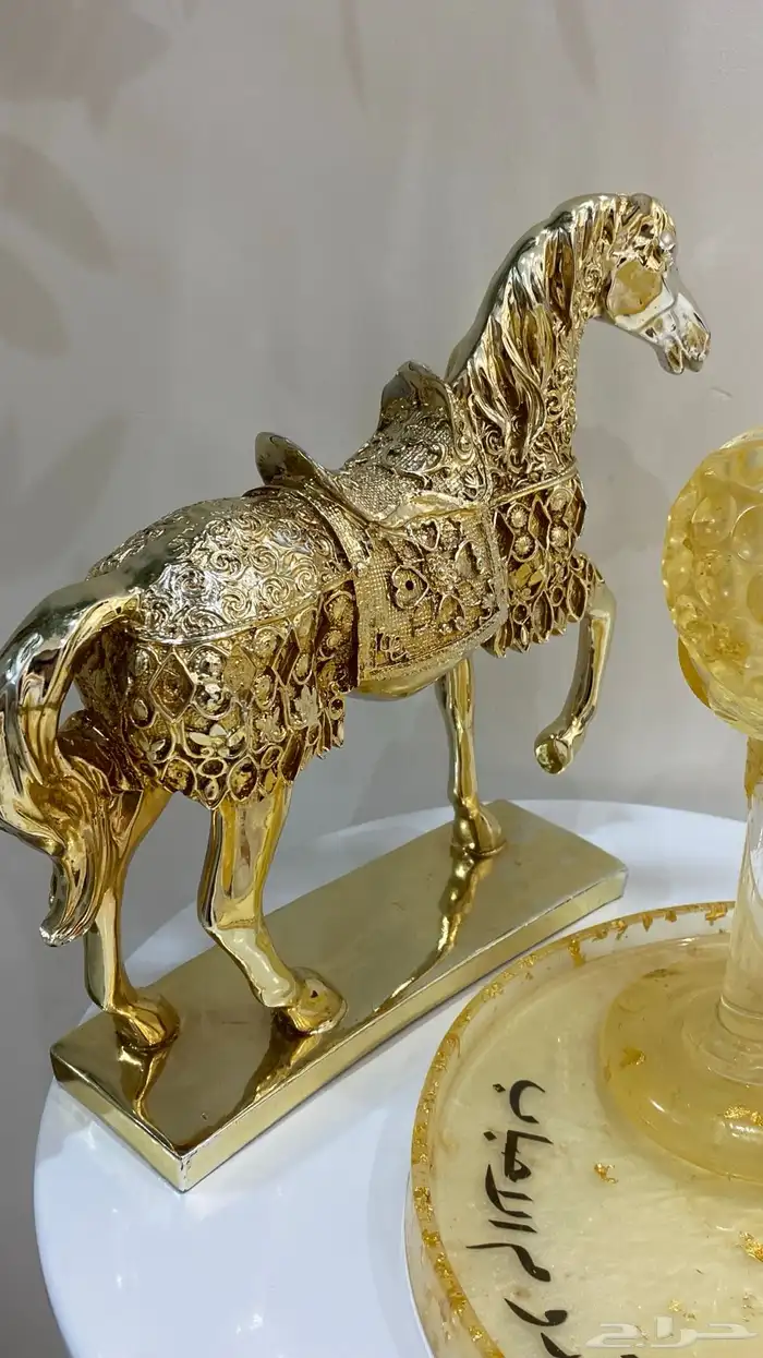 مبخرة متآكله مع عبارة جميله وتحفه فرس جميلة جدا  وجديدة 10