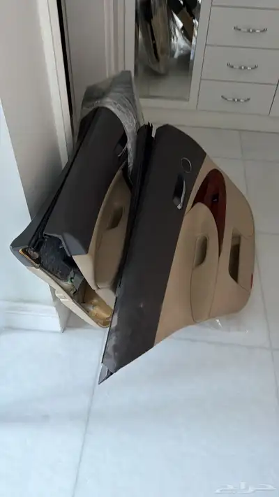 للبيع جزء من داخليه لكزس جي اس 2006-2011 طوابق ابواب و غيره index