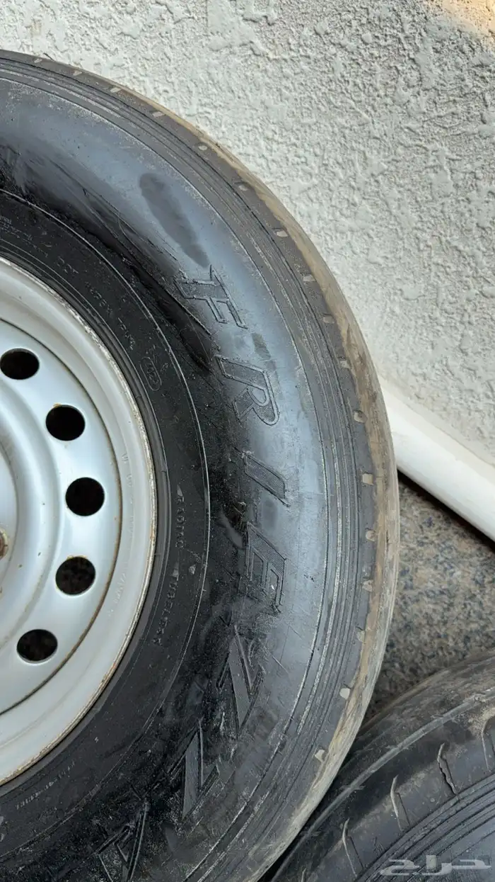 جنوط جيب هلل مقاس 16 على السوم وكفرات نص عمر 3