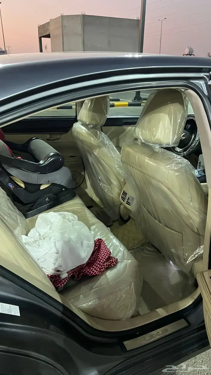 لكزسes350 2013 15