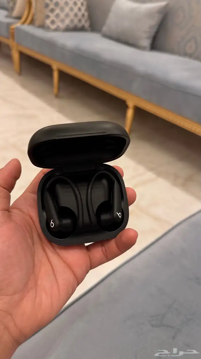 سماعات باور بيتس برو شبه جديدة 2
