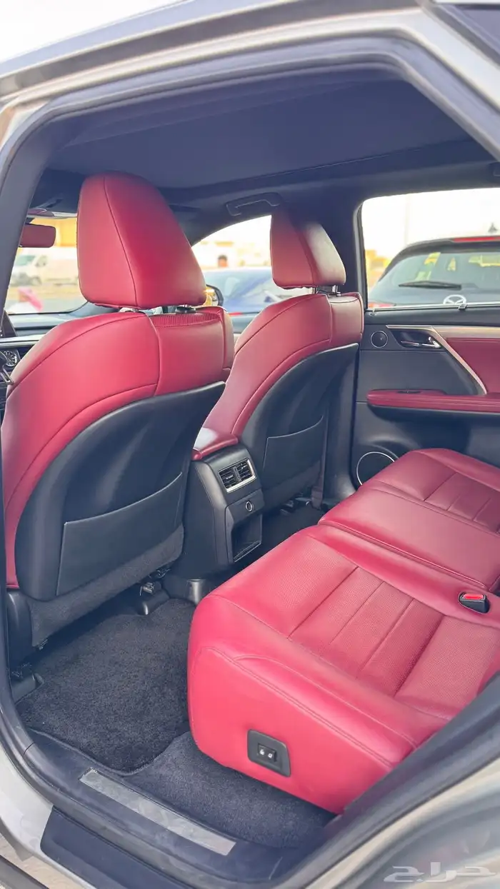 للبيع لكزس RX350 - 2016 اف سبورت فل كامل بحالة الوكاله 6