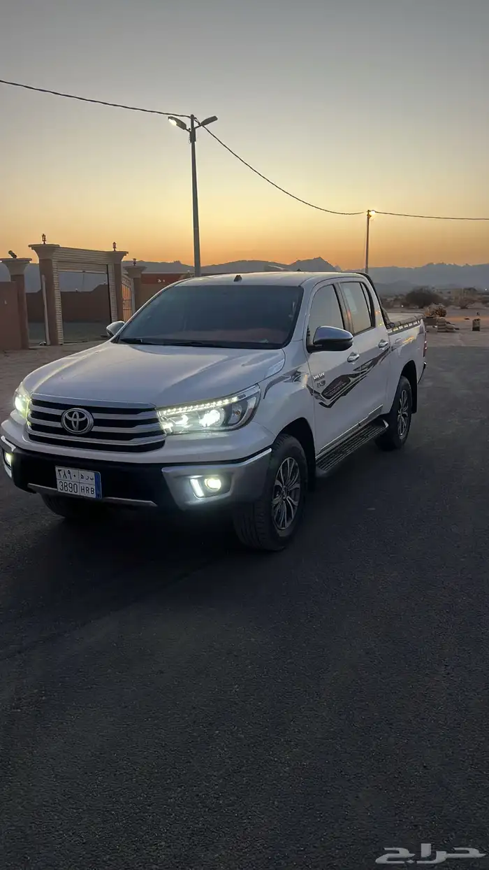 هايلكس 2020 مكينه 2800المالك الاول سيار شرط بيدي ومتحركات 3