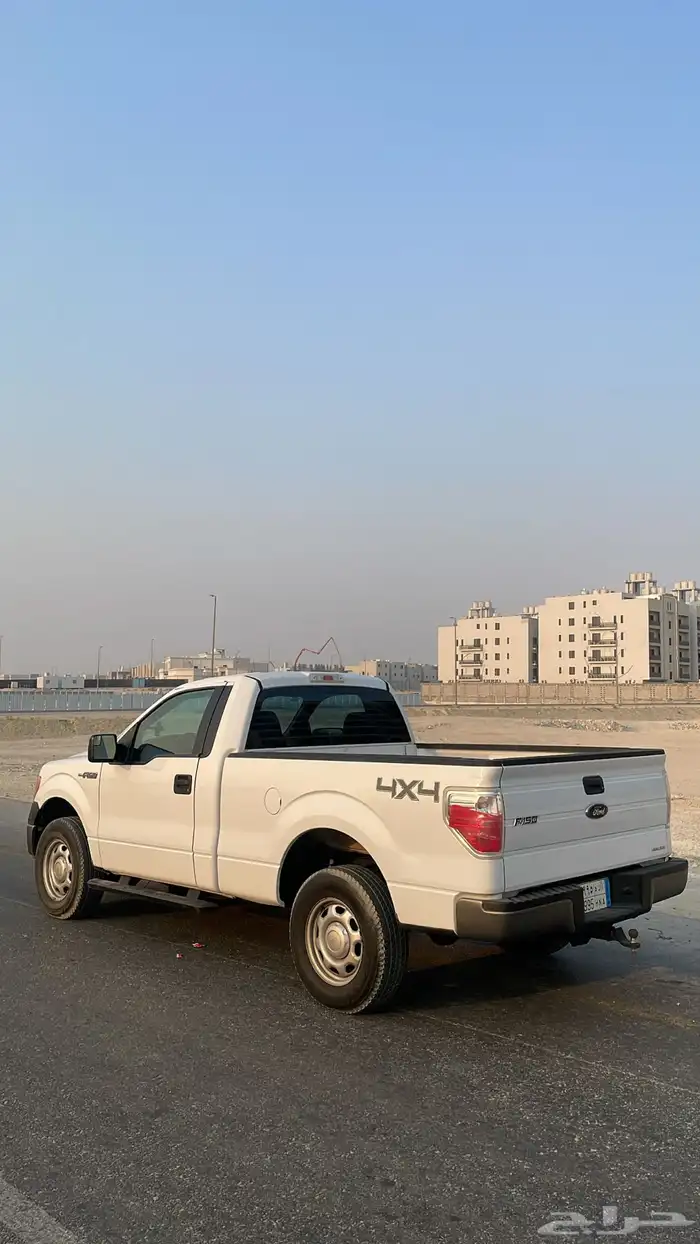 للبيع f150 موديل 2013 دبل 8 سلندر 2
