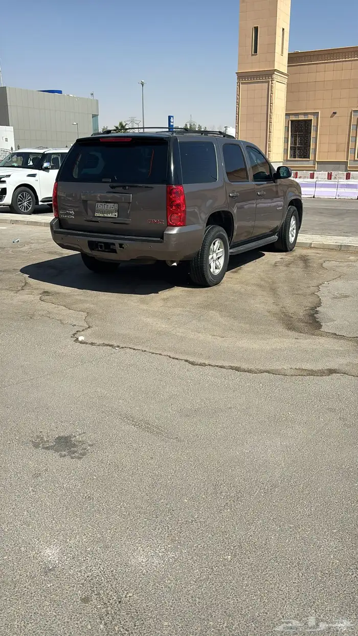 GMC يوكن دبل 2012 1