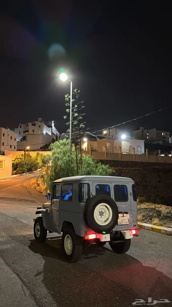 جيب ربع كلاسك 6