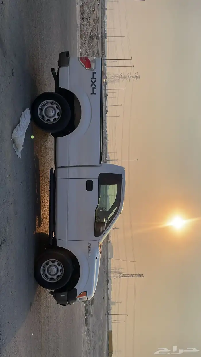للبيع f150 موديل 2013 دبل 8 سلندر 5