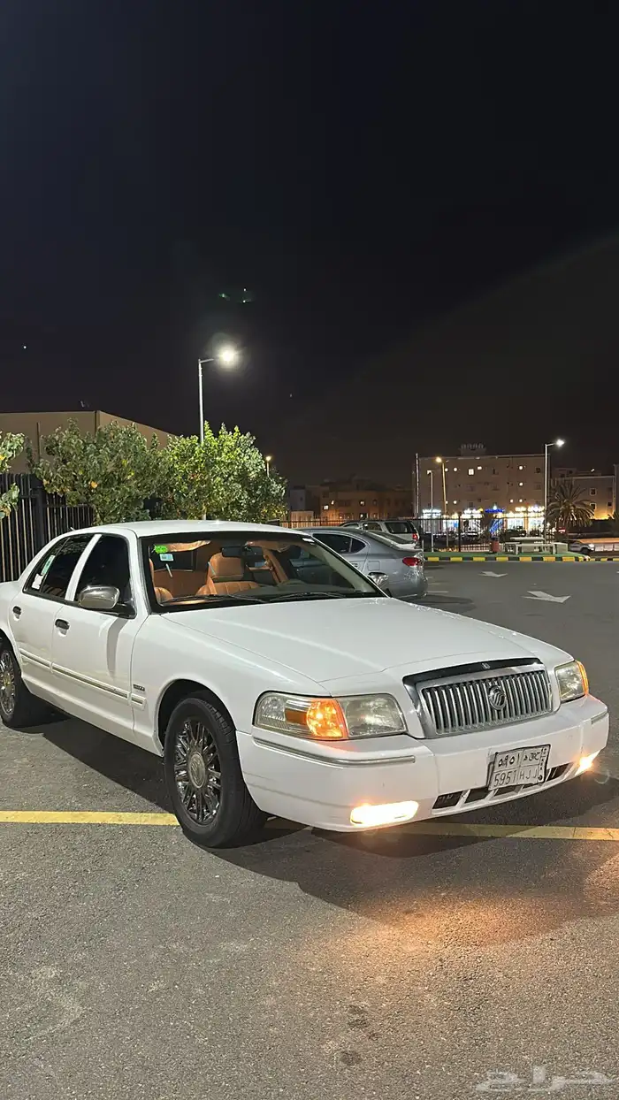 فورد ماركيز 2010 1