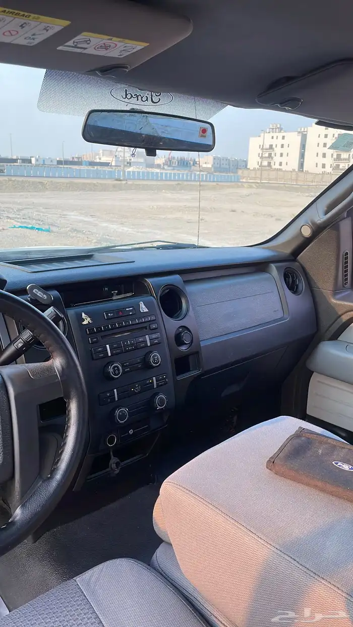 للبيع f150 موديل 2013 دبل 8 سلندر 12