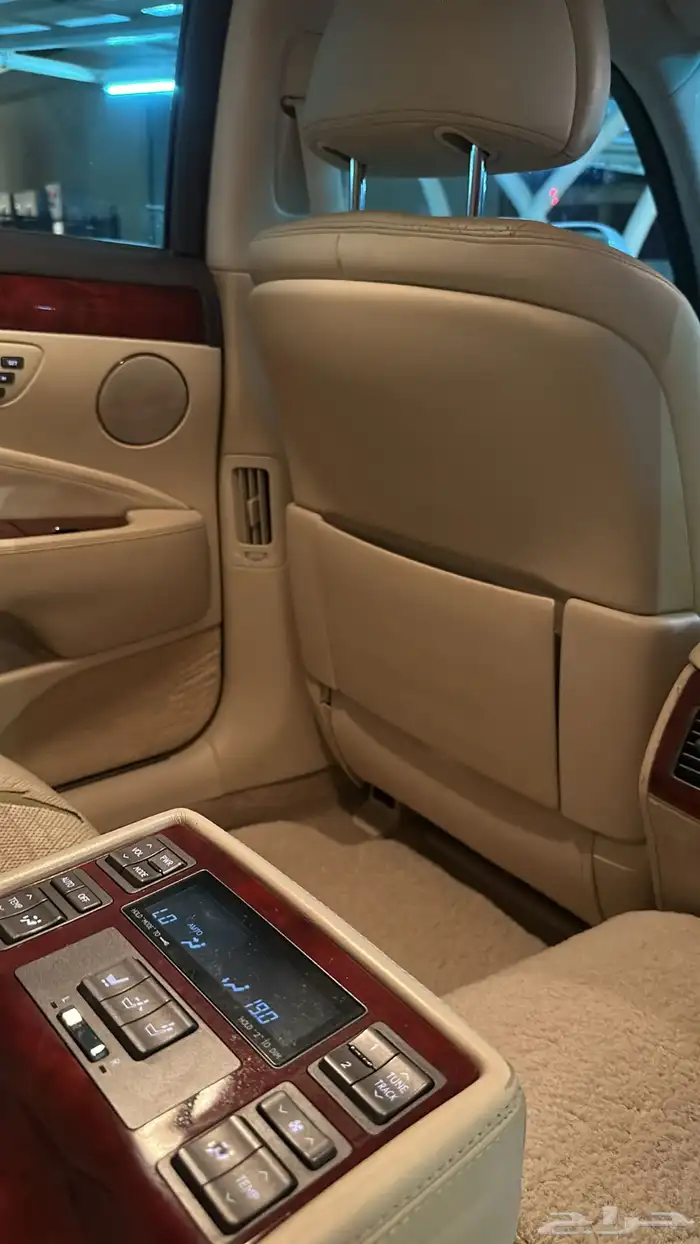 لكزس 2012 LS   460L 22