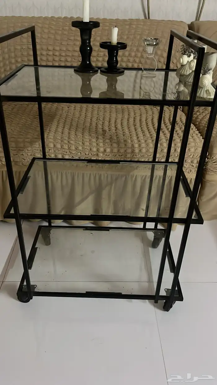 طاوله للبيع نظيفة جدا 5