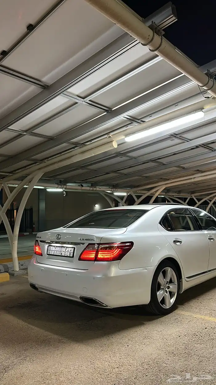 لكزس 2012 LS   460L 7
