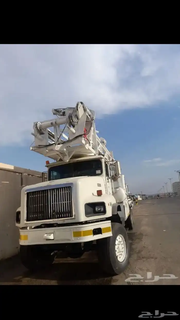 حفار آبار ارتوازية باحدث الحفارات 8