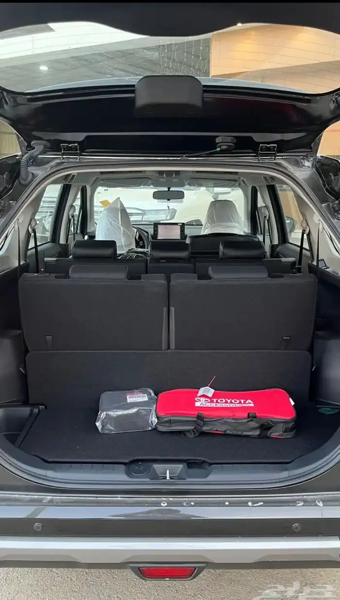 تويوتا فيلوز 5