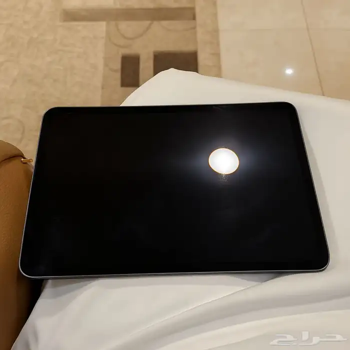 ايباد برو M4 1